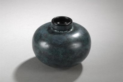 Émile DECOEUR (1876-1953)
Vase en grès à...