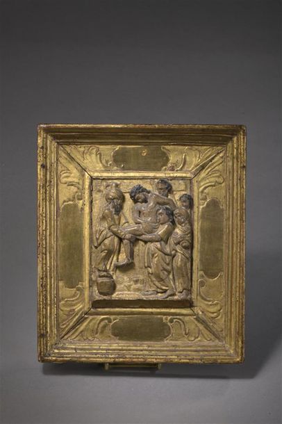 null Descente de Croix en albâtre sculpté en bas-relief, polychromé et doré, Malines,...