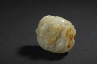 Groupe en jade céladon pâle et rouille sculpté
Chine
Représentant...