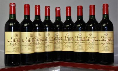 null 9 bouteilles 
CHÂTEAU LEOVILLE POYFERRÉ - 2é GCC St. Julien 
1990 
Niveaux légèrement...
