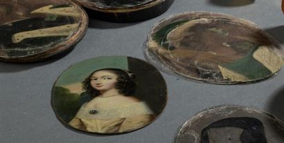 null Ecole francaise de la fin du XVIIe siècle
Portrait de femme de qualité
Miniature...