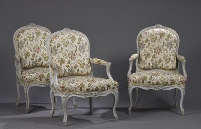 null Suite de trois fauteuils estampillés G. Jacob d'époque Louis XV
En hêtre laqué...