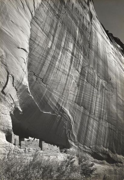 null Ansel Adams (1902-1984)

Whitehouse Ruin. Canyon de Chelly. Arizona, 1942. 

Épreuve...