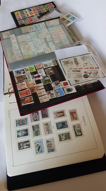 null Fort Lot de timbres modernes: premiers jours et divers