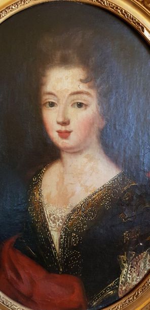 null Ecole française vers 1700
Portrait de jeune femme en buste à la robe brodée...