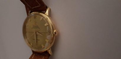 null OMEGA Constellation, vers 1960

Montre d'homme automatique en plaqué or calibre...