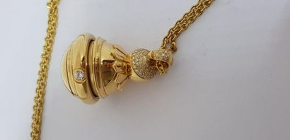 null PIAGET, Long chain and clip - pendant " Possession " in yellow gold, 750 MM,...