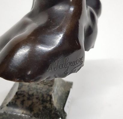 null Alexandre FALGUIERE (1831-1900)
Diane
Bronze à patine brun noir signé au dos,...