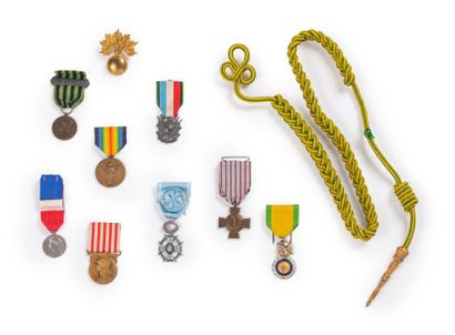 null Ensemble de 8 décorations
Médaille militaire dans son écrin
Médaille d'engagé...