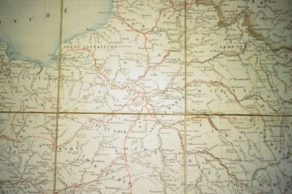 null Une carte entoilée des chemins de fer français de 1848. 
par Longuet dans son...