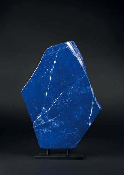 null Bloc de Lapis Lazuli sur base.
Dim. 40 cm x 27 cm
Le Lapis est utilisé depuis...