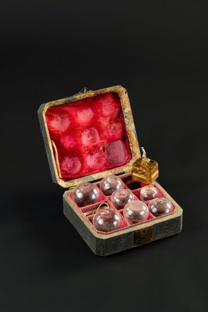 null Rare 18th century English bleeding set. Original leather box decorated with...