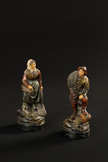 null Couple of fishermen in polychrome sandstone marked St Valery en Caux

Height...