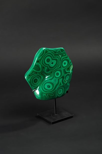 null Superb block of Malachite on base.

The amazing structure of malachite and its...