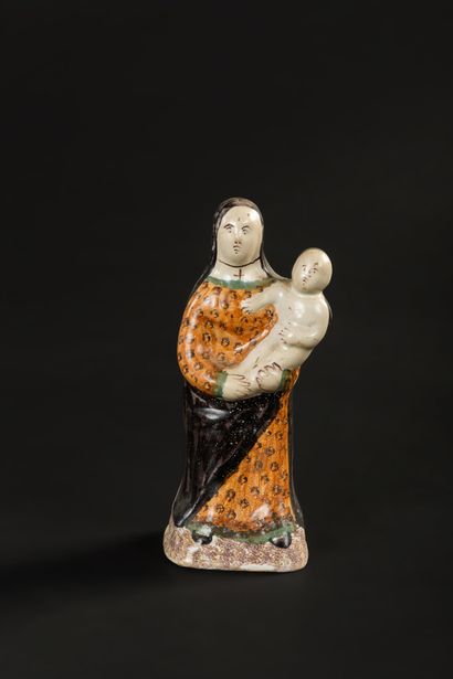 null Malicorne Statue of Virgin and Child Polychrome earthenware 

Height 22 cm