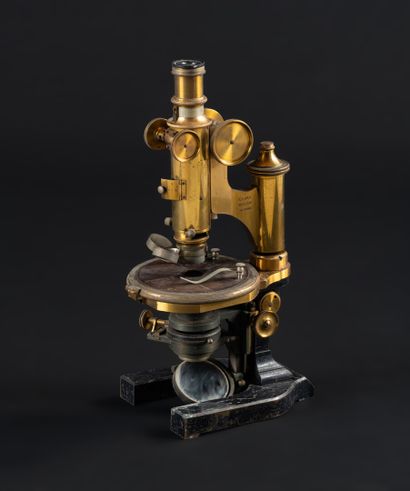 null Brass Leitz microscope with a Nachet objective. Microscope used for crystallography...