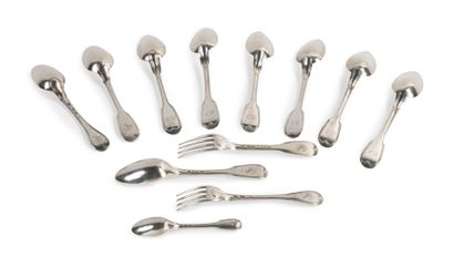null Set of silver cutlery

Violin filets model, engraved with initials, including...