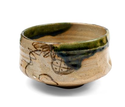 null JAPANESE ORIBE Chawan - Tea ceremony bowl in grey cracked stoneware, turned...