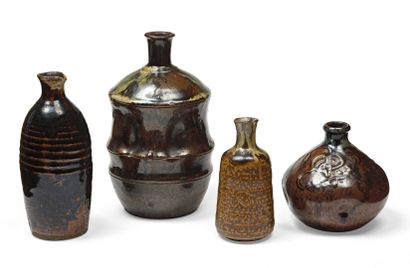 null JAPANese stoneware sake bottle, cylindrical shape imitating bamboo, with brown...