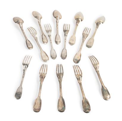 null Five silver table spoons and nine forks

Fillet-violin model engraved with the...
