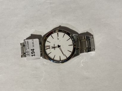 null FESTINA

steel bracelet watch quartz movement (as is)