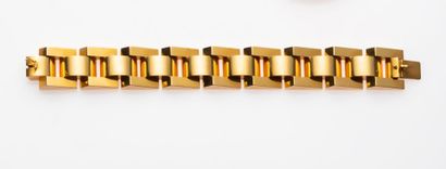 null BRACELET in 18K 750 yellow gold, "tank" model, with geometrical patterns, ratchet...