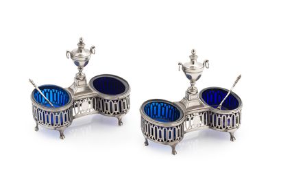 null Pair of silver double salt cellars with openwork cartouches, joined by a cassolette...