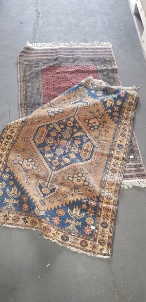 null Two Afghanistan and Caucasus carpets

Lot presented by SCP Studer-Fromentin...