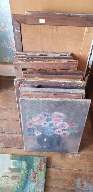 null Lot of framed pieces, oils on canvas and engravings (average condition, acc...