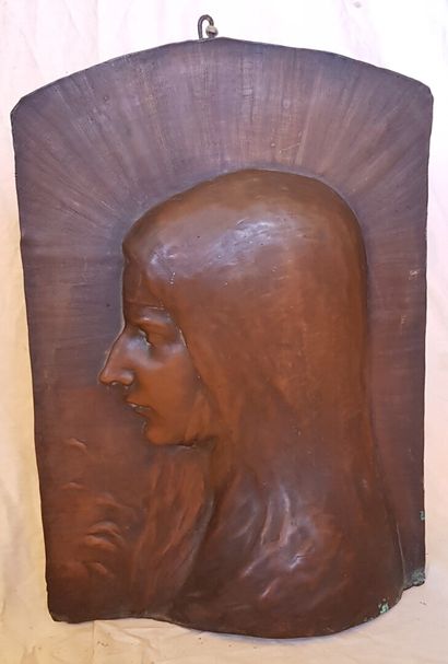 null Axel de LAGRANGE

Profile of a woman with a veil

Low relief in plaster and...