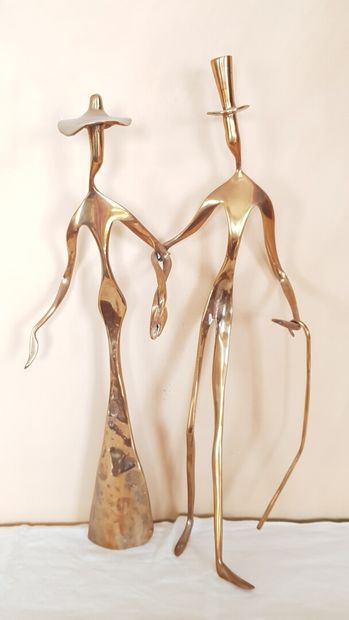 null Yves LOHE (1947-)

Couple se donnant la main

Bronze doré 

Haut. 60 cm