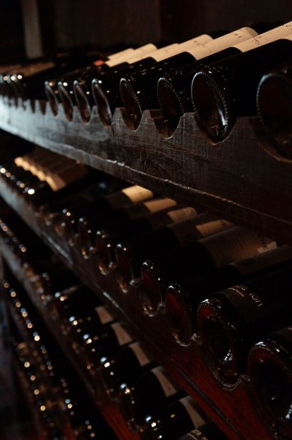 null Trentaine de bouteilles de vins divers: Champagne, Bordeaux, Cotes du Rhone

(photo...