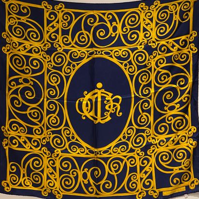 null CHRISTIAN DIOR

Lot comprenant quatre foulards en soie, divers motifs, coloris...