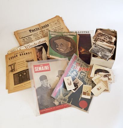 null Lot of newspapers and magazines : Illustration, Paris Soir, Signal, la Semaine,...