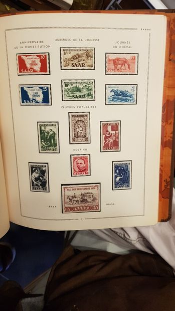 null Carton important de France période classique, timbres sur lettres semi modernes...