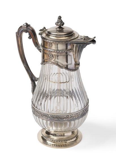 null Pot à orangeade en argent, vermeil et verre 

De style Louis XVI, sur piédouche,...