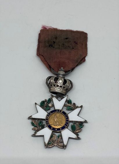 null Légion d'honneur instituée en 1802

Une croix de chevalier en argent, Epoque...
