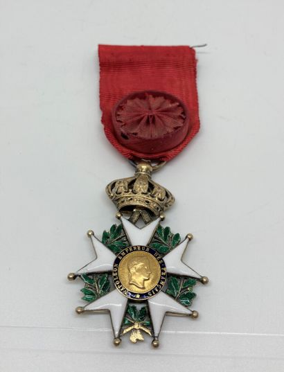 null Légion d'honneur, instituée en 1802

Croix d'officier en vermeil Époque Second...