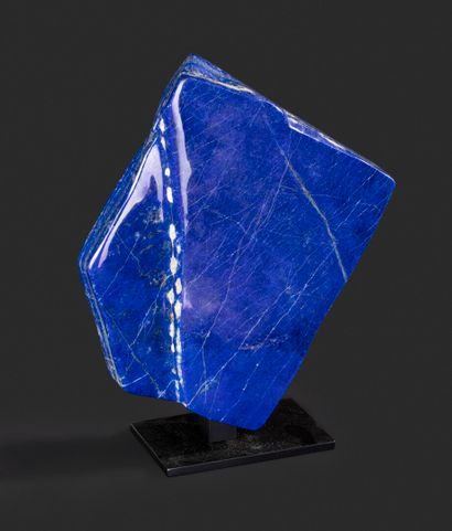 Bloc de Lapis Lazuli sur base

Le Lapis est...