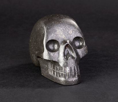 Black Skull ! Crâne humain sculpté dans une...
