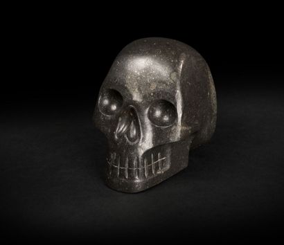 null Black Skull ! Crâne humain taillé dans une météorite noire Ghubara (Sultana...