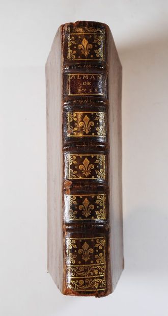 null ALMANACH royal, année 1751. Paris, Le Breton. In- 8

veau brun,pièce de titre...