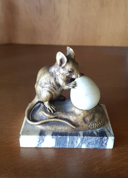 null Clovis MASSON (1838-1913)

La souris et l'oeuf 

Bronze à patine et contre socle...