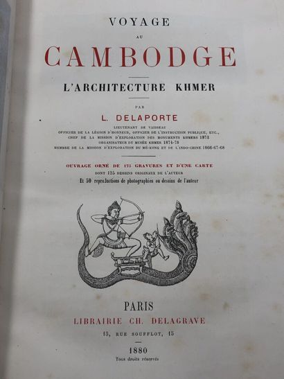 null Lot de livres comprenant :
l'Inde ancienne
Le train de 8h47
Voyage au Cambodge,...