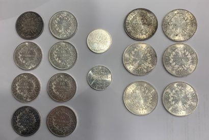 null VENTE à 11h 
lot de 16 pieces comprenant: 
8 pieces de 10 francs argent dont...