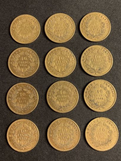 null VENTE à 11h 
12 pièces de 10 francs or Napoléon III Empereur comprenant : 1...