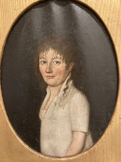 null Ecole du début du XIXème siècle
Portrait dit de Madame Carlier
Huile sur toile...