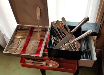 null SALE at 11 am 
Lot of silver plated cutlery including various parts of household...