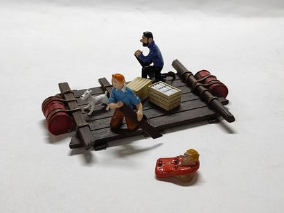null PIXI - TINTIN 
Coke en stoke, Tintin Radeau, figurines en métal dans leur boîte...
