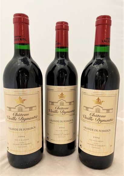 null BORDEAUX
3 bouteilles Lalande de Pomerol Château Vieille Dynastie. Rouge 1994...